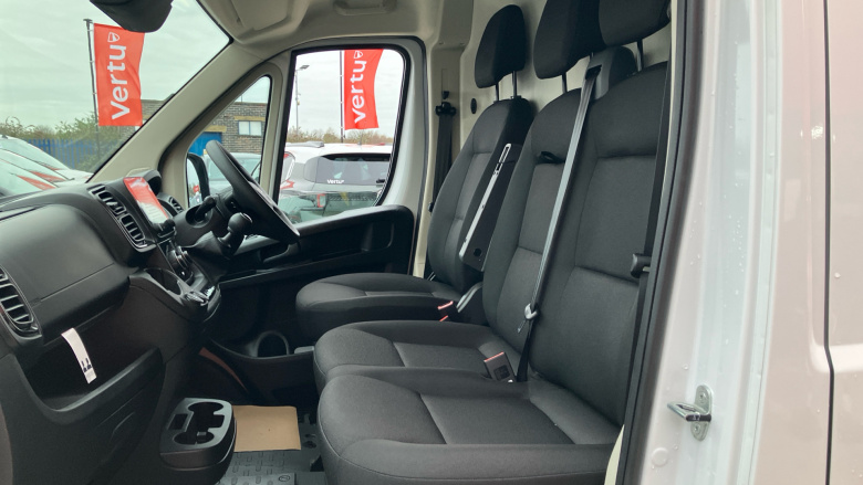 Citroen Relay 3500 L2 Diesel 2.2 BlueHDi 140 H1 Van Enterprise